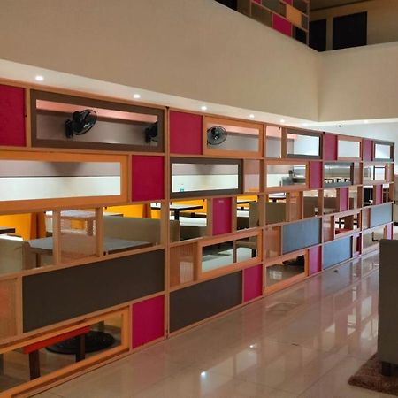 Hotel Sai Nidhi Supreme Navi Mumbai Esterno foto