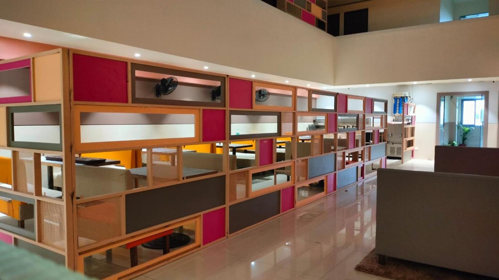 Hotel Sai Nidhi Supreme Navi Mumbai Esterno foto